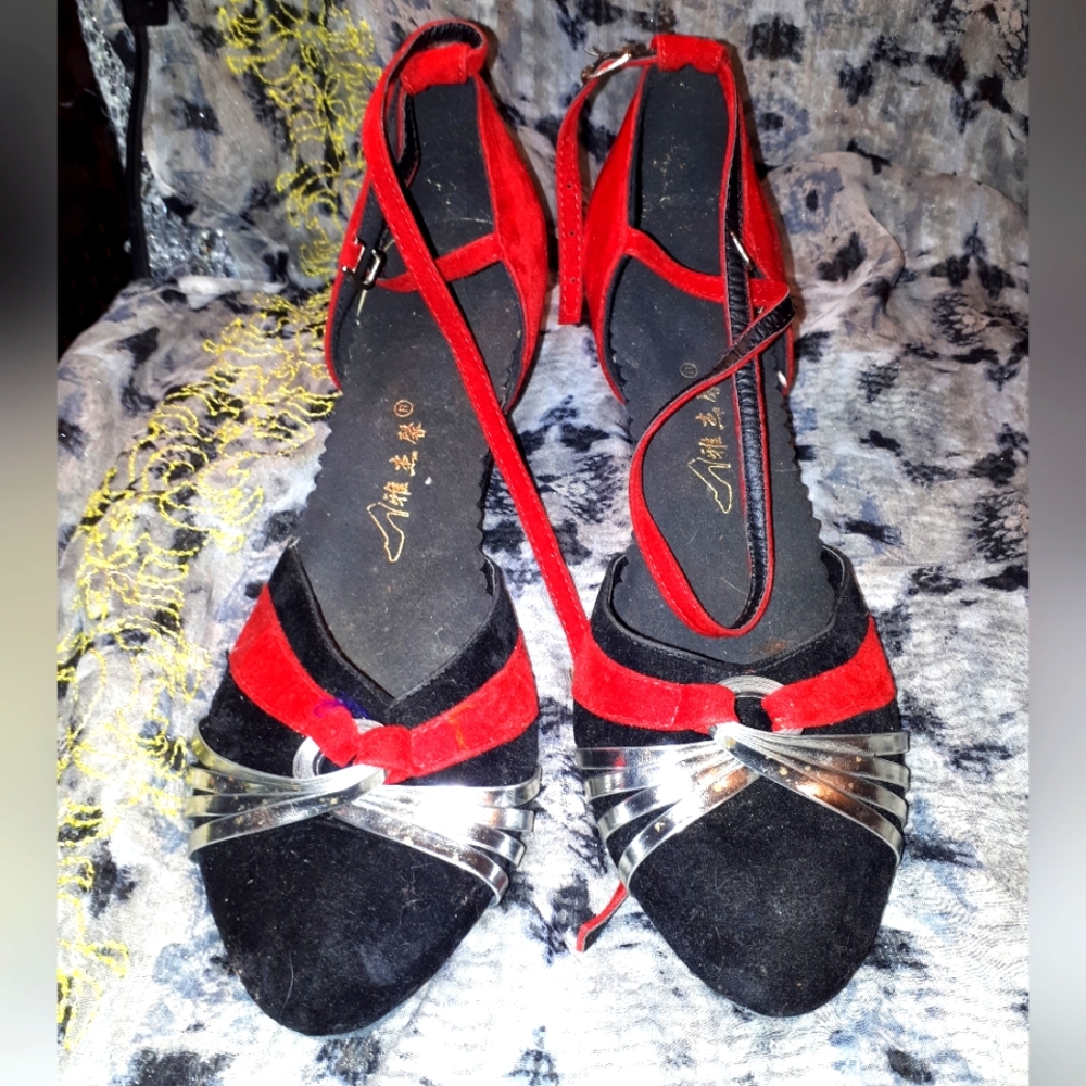 Sandal heels